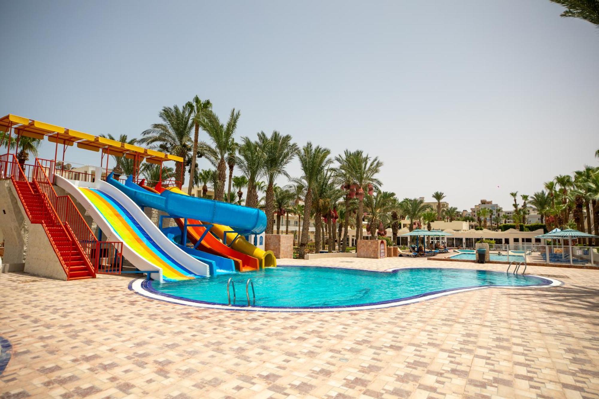 Курортний комплекс Empire Aqua Park