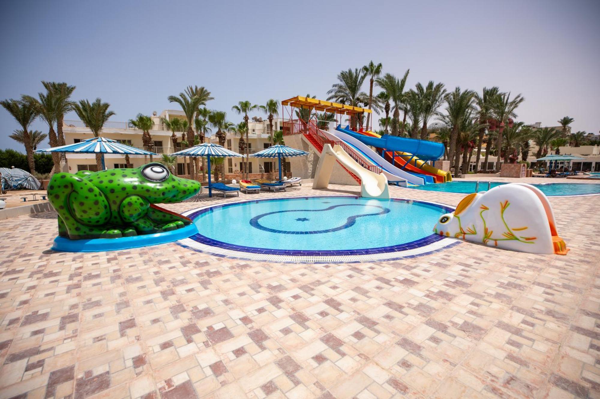 Empire Aqua Park Курортний комплекс Хургада