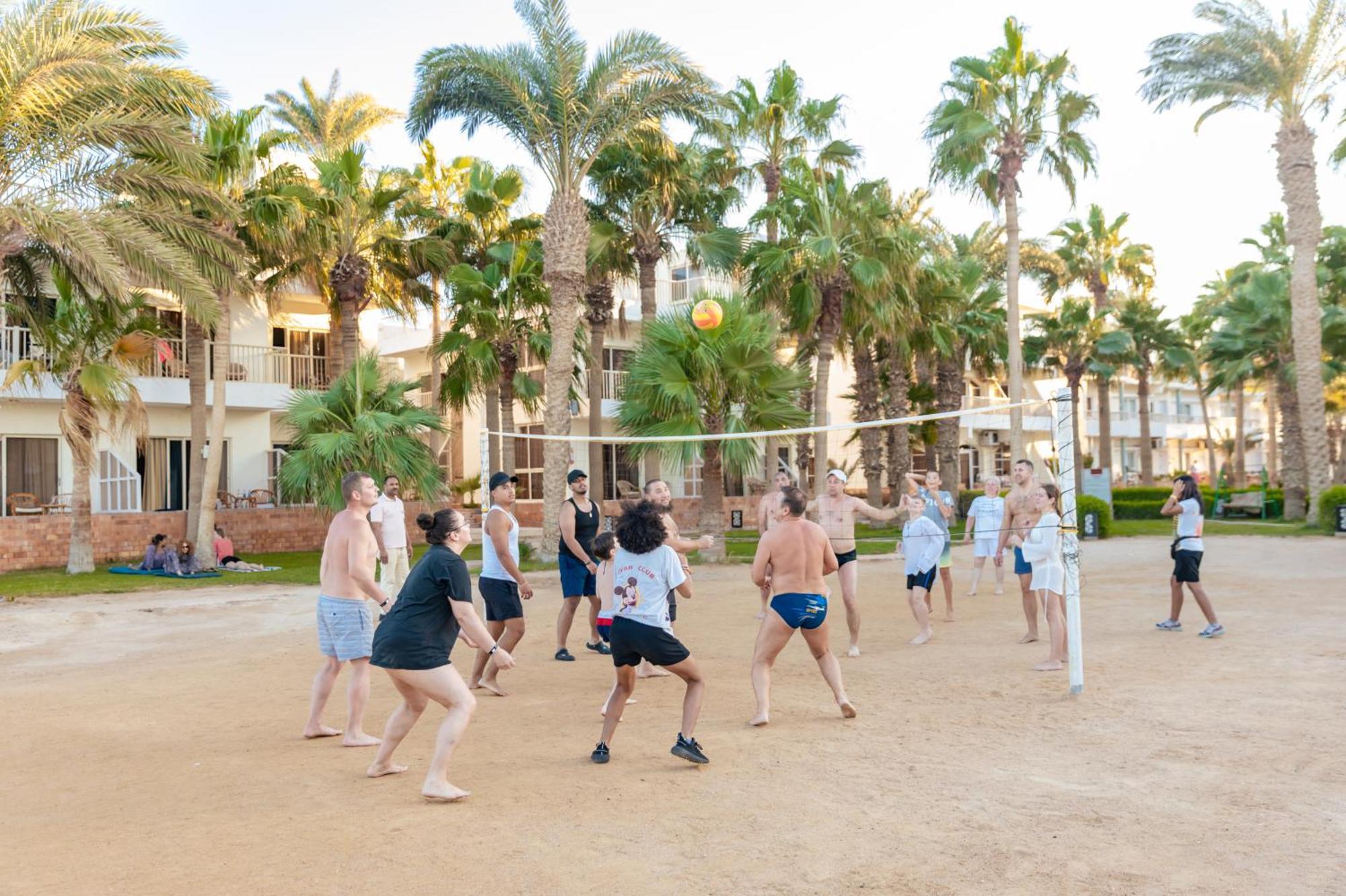 Empire Aqua Park 3*